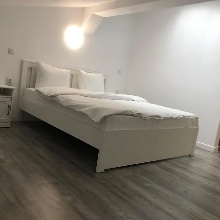 Inner Courtyard By Bliss Hotel Bucureşti
